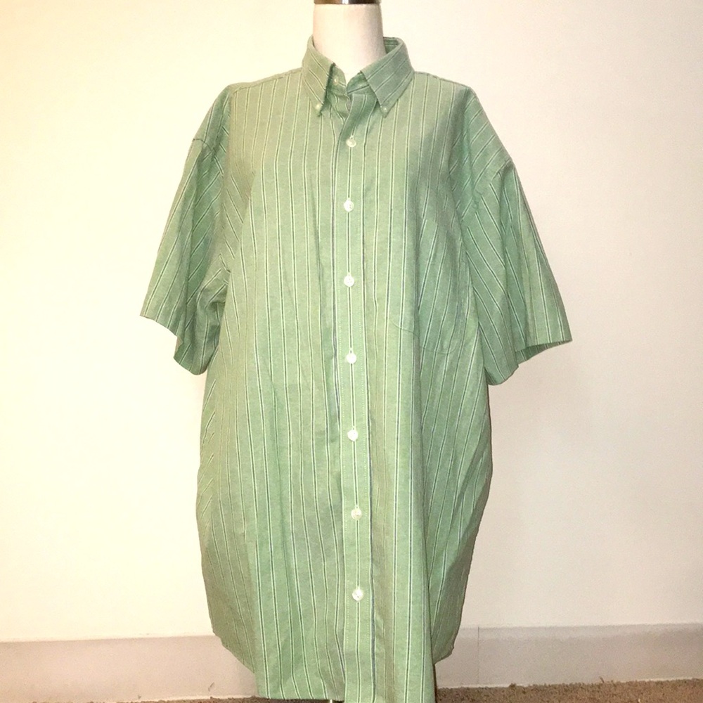 Men’s Button down shirt